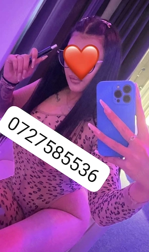 Buna ma numesc jesica