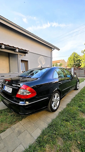 Mercedes E200 Kompressor. - imagine 3