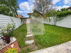 Casa cu 4 camere 3 bai 2 terase si teren 450 mp in zona Parcul Sub Arini - imagine 9