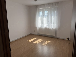 Apartament zona centrală  - imagine 2