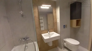 Garsoniera moderna de inchiriat, balcon generos – Urban Plaza - imagine 9