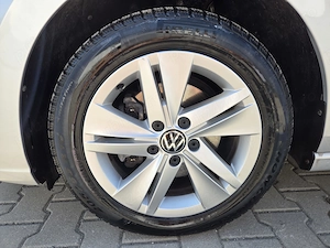 Volkswagen Golf 2.0 TDI Life - imagine 20