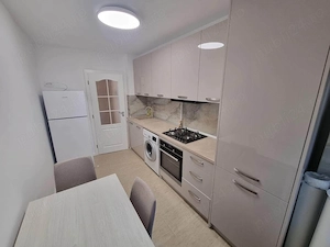 Apartament 2 camere de închiriat complet renovat pe termen lung 600  - imagine 4