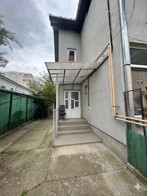 Casă de vânzare   Călan, Orașul Nou | Locație centrală, ideală pentru locuință și afacere - imagine 2