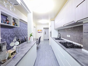 Apartament renovat mobilat si utilat Mazepa etaj 1 LA CHEIE - imagine 2