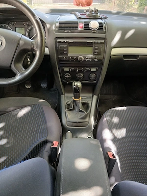 Vând mașină Skoda Octavia - imagine 7