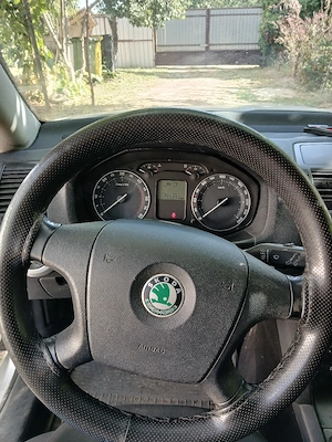 Vând mașină Skoda Octavia - imagine 4