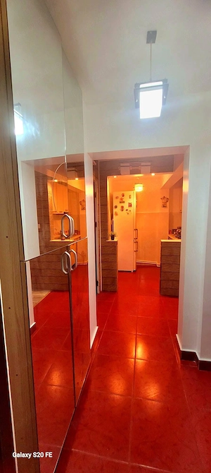 Vând Apartament 2 camere semidecomandat  - imagine 3