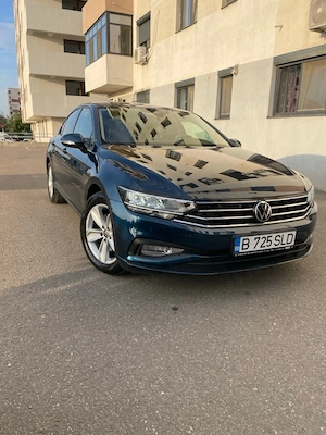VW Passat B8.5 Berlină - 1.5 TSI DSG - Albastru Aquamarine - 70.000 km - 18.399  - imagine 2
