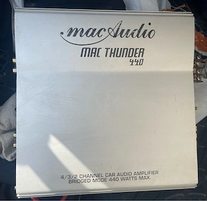 Statie audio auto Mac Audio Thunder 440 pt subwoofer de bass auto 