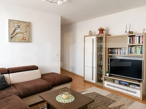 Apartament 3 camere, 75 mp, 2 balcoane - imagine 2