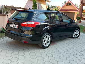 Ford Focus 2011-1.6 benzina clasic aspirat-Impecabila-Euro 5 - imagine 6