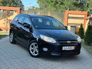 Ford Focus 2011-1.6 benzina clasic aspirat-Impecabila-Euro 5 - imagine 2