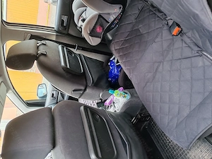 Bună ziua se vinde Ford C-max 2004 - imagine 3