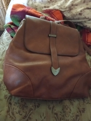 Vând rucsac frumos dama 