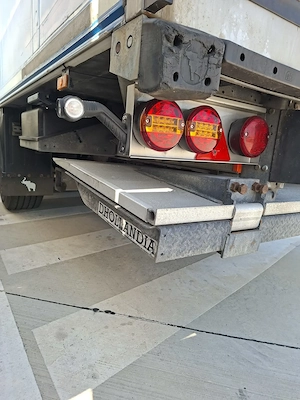 De vanzare lift hidraulic pentru semiremorca si camion - imagine 3
