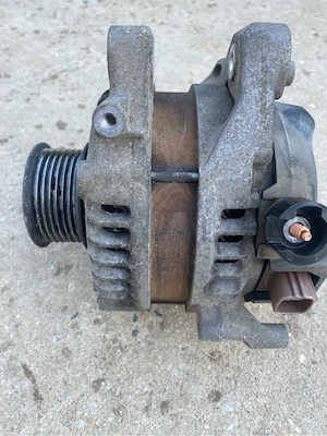 Alternator Honda Accord Vlll oem - imagine 4
