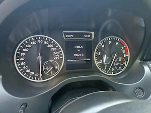 Merceded A180 98.000km 2013 1.6 Turbo Euro6 - imagine 2