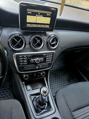 Merceded A180 98.000km 2013 1.6 Turbo Euro6 - imagine 9