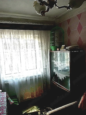 Vand apartament 3 camere decomandat