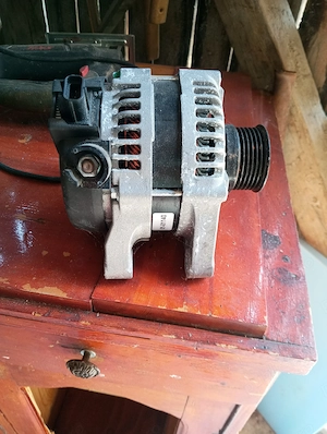 Vând alternator Ford focus c max 2007