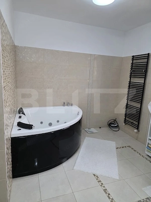Vila de vanzare, 380 mp, zona Reghin  - imagine 15
