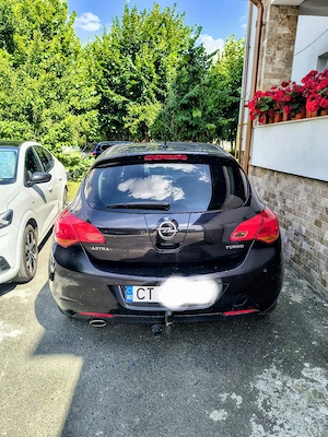 Opel Astra J 10 2011 1.4 i 140 cp E 5 - imagine 4