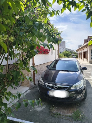 Opel Astra J 10 2011 1.4 i 140 cp E 5