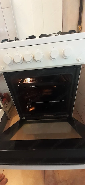 Aragaz Arctic aprindere electrica, bec cuptor, 4 ochiuri, stare buna, cuptor gaz, proba