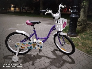 Vând bicicleta copii
