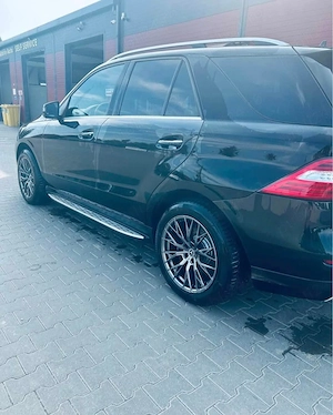 Mercedes Benz ML350 BlueTec 4x4 - imagine 7