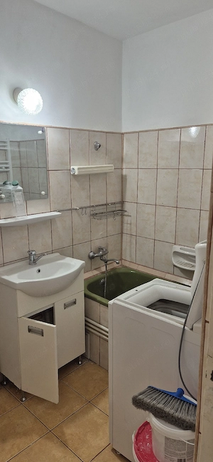 Vand Schimb garsoniera. Ofer diferenta - imagine 5