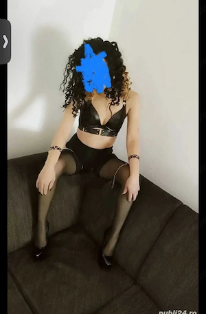 Karina 25 ani