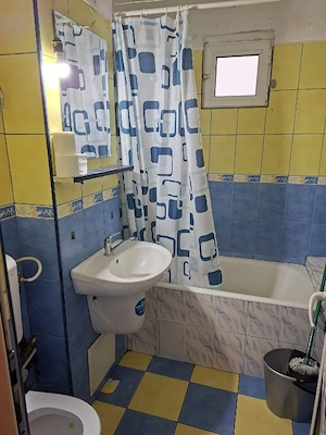 Vând apartament doua camere decomandat  - imagine 4