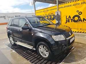 Se vinde Suzuki Grand Vitara, an fabricație 2007, motor 1.9 Diesel 127 CP, cutie manuală 5 trepte și