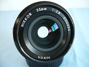 Obiectiv Nikon Nikkor AIS 2.8   35