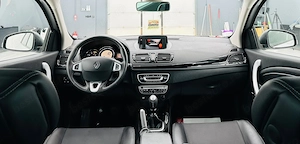 Renault Megane - imagine 6