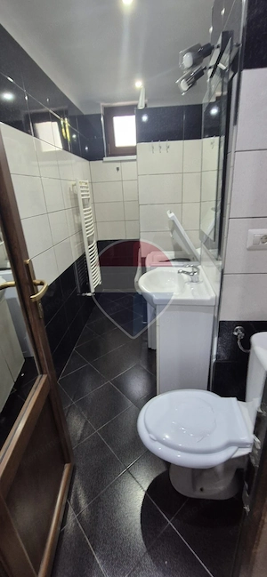 Garsonieră modernă de închiriat | Central Piatra-Neamț - imagine 3