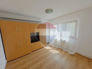 Apartament cu 2 camere de închiriat – Bulevardul Independenței, - imagine 2