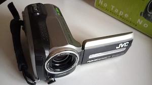 Camera video JVC GZ-M130 cu inregistrare HDD intern