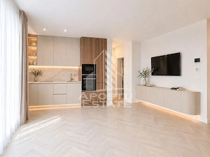 DE VANZARE Apartament 3 camere cu pozitie excelenta si gradina