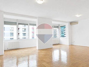 Apartament cu 3 camere nemobilat cu loc de parcare și boxă - imagine 4