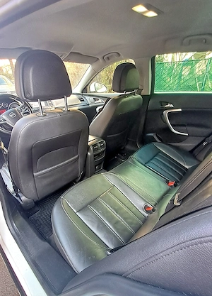 Opel Insignia 2.0 tdi 2011 euro5 - imagine 5