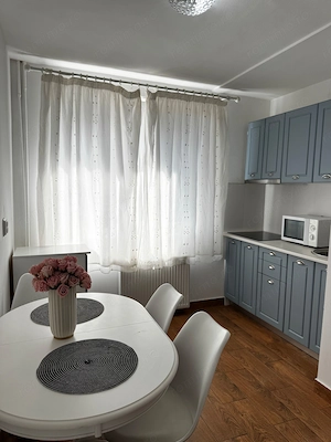 Apartament cu 2 camere de închiriat – Zonă Centrala - imagine 4