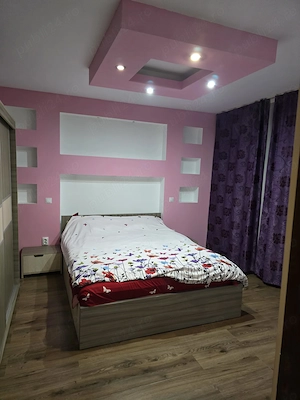 Închiriez apartament 2 camere  - imagine 2