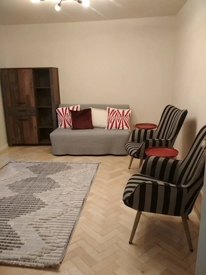 Proprietar inchiriez apartment 3 cam, Torontal, din 1 Octombrie  - imagine 3