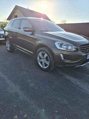 Volvo xc 60 2.4 d4 5 cilindri automată  - imagine 3
