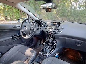 Vând Ford Fiesta Titanium 1.0 EcoBoost 125 CP, an 2015, cu 101.800 km, autoturism de origine România - imagine 5