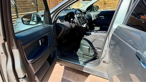 Vand Land Rover Discovery Sport 4x4   2.0 Diesel 150 CP, Cutie Automată, 2017 - imagine 5