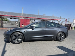 Vând Tesla Model 3, Dual Motor Long Range, cu pompa căldură - imagine 3